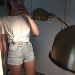 Bullhead Denim “mom short”